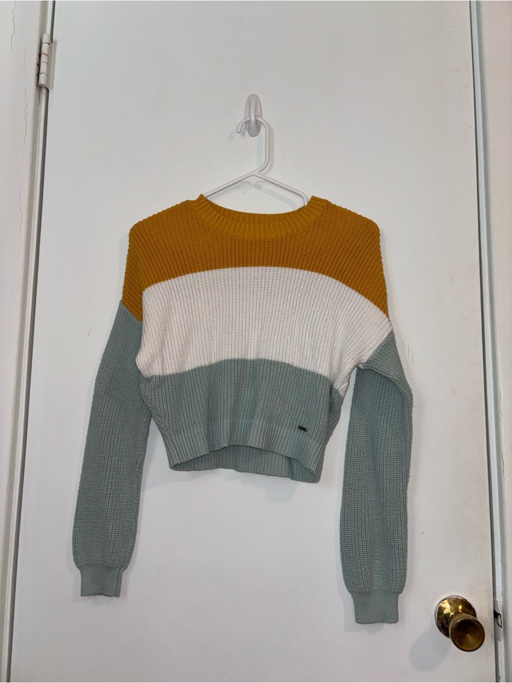 Hollister Colorblock Cropped Crew Sweater - Mustard, Cream & Teal